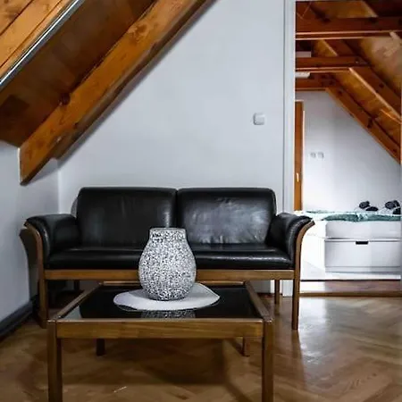 Bazaltorgona 37 Apartment
